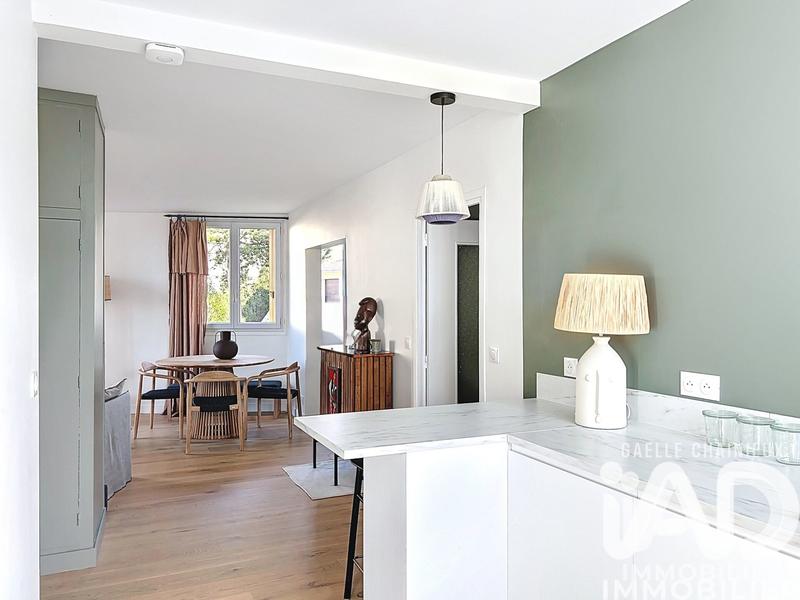 Appartement - 60 m² - 3 pièces