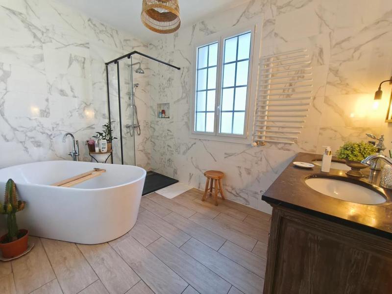 Maison - 150 m² - 6 pièces