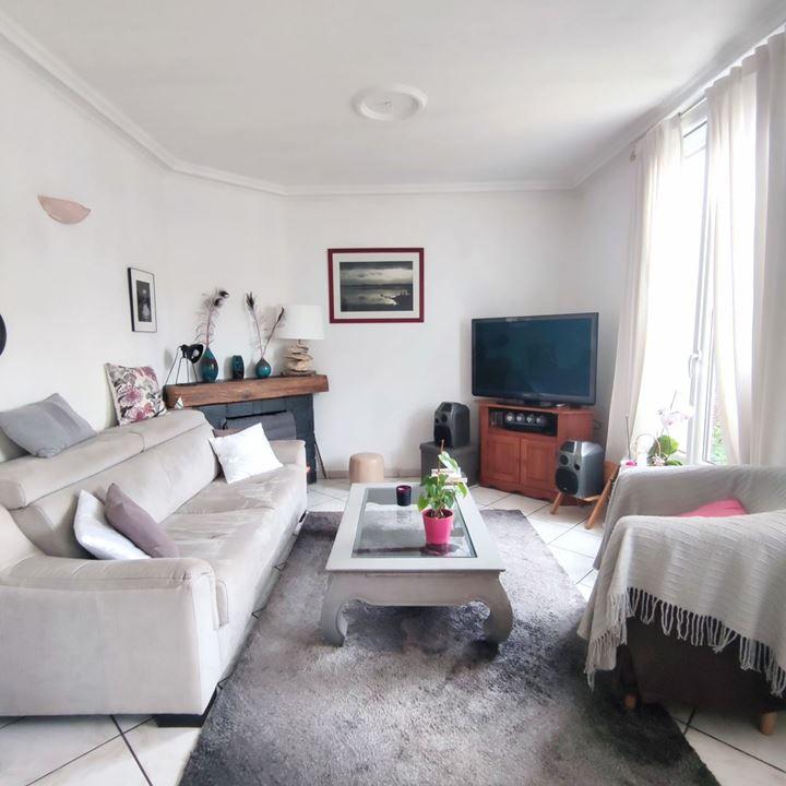 Maison traditionnelle - 74 m² - 5 pièces