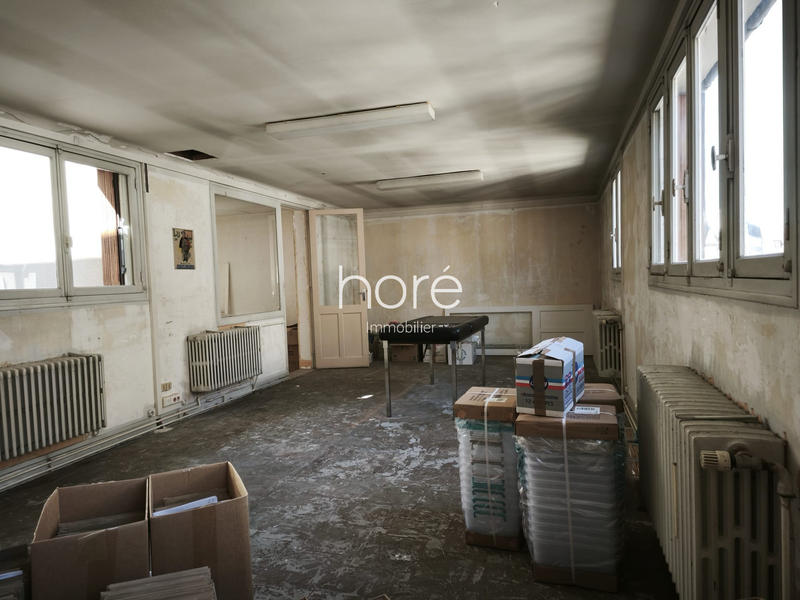 Bureau - 138 m² - 5 pièces