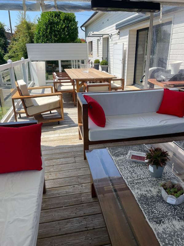 Maison - 250 m² - 10 pièces