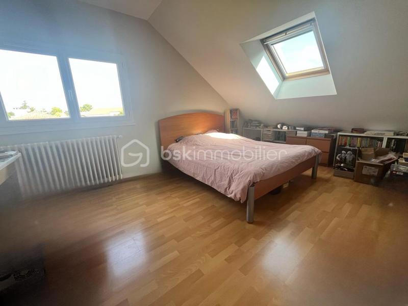 Maison traditionnelle - 168 m² - 6 pièces