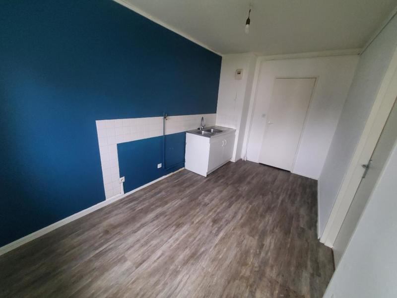 Appartement ancien - 77 m² - 4 pièces