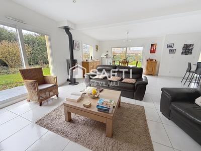 Maison - 143 m² - 5 pièces