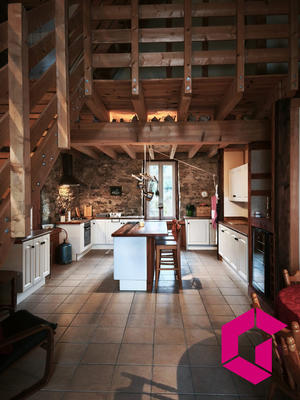 Maison - 140 m² - 4 pièces