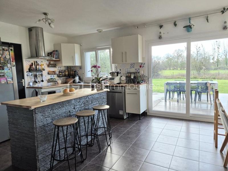 Maison - 114 m² - 6 pièces