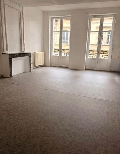 Appartement - 100 m² - 4 pièces