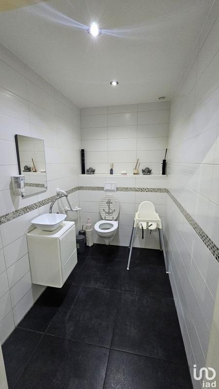 Local commercial - 110 m²