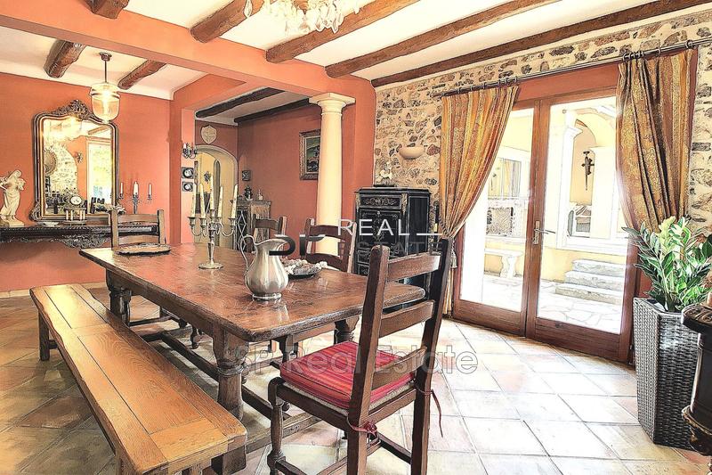 Maison de ville - 260 m² - 8 pièces