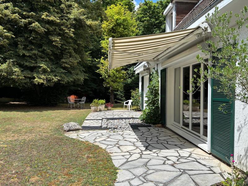 Maison - 189 m² - 7 pièces