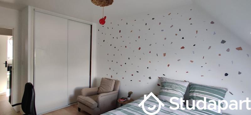 Chambre - 12 m² - 1 pièce