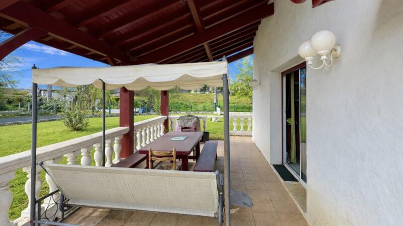 Maison - 152 m² - 6 pièces