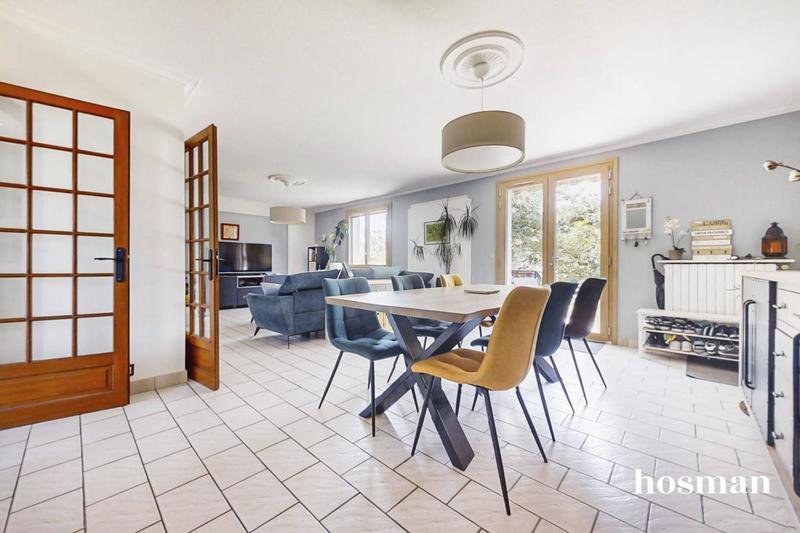 Maison - 161 m² - 6 pièces