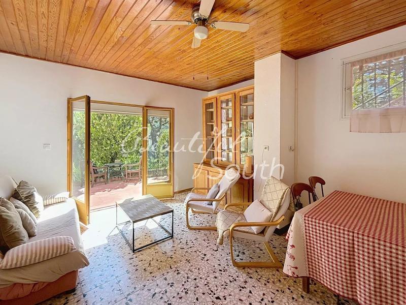 Maison - 200 m² - 9 pièces