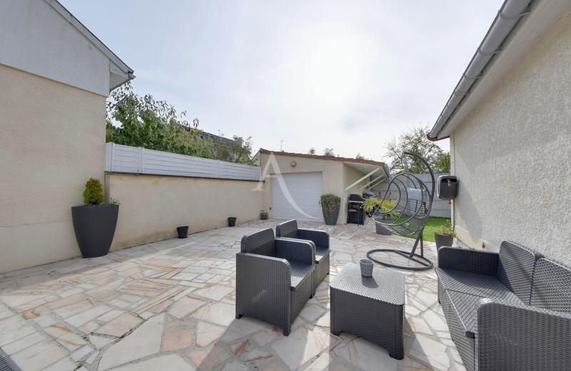 Maison - 88 m² - 5 pièces