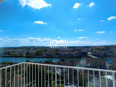 Appartement - 92 m² - 5 pièces