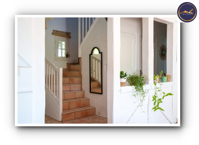 Maison traditionnelle - 175 m² - 7 pièces