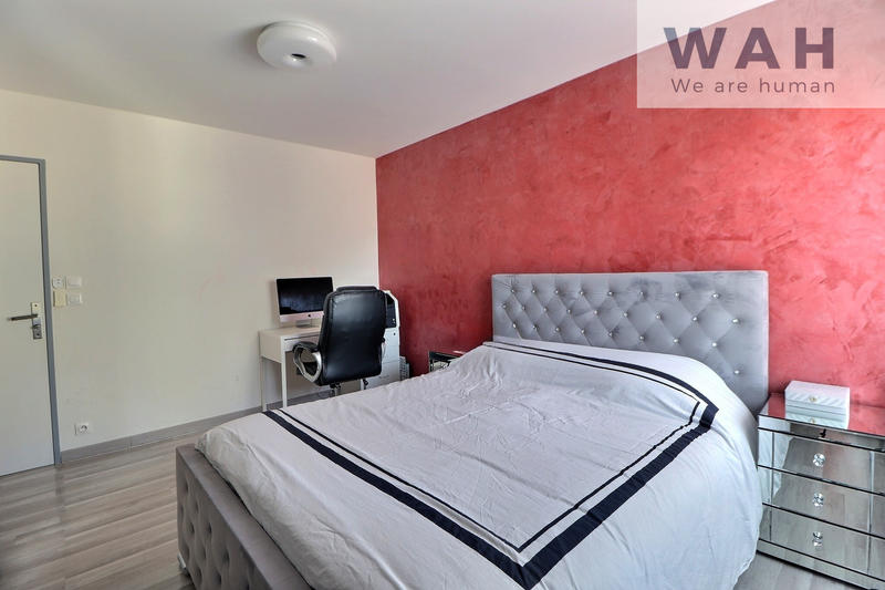 Appartement - 81 m² - 4 pièces