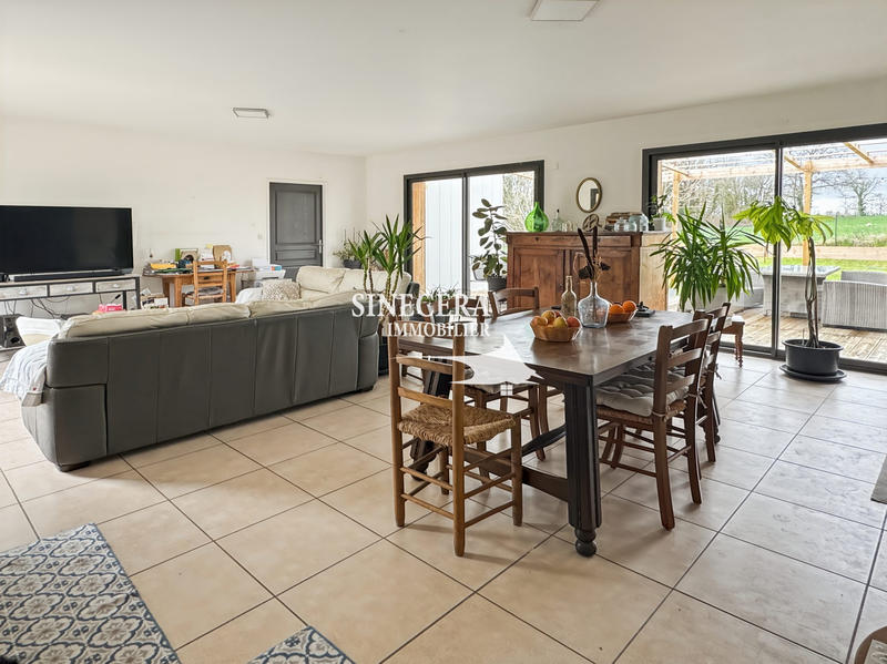 Villa - 110 m² - 5 pièces