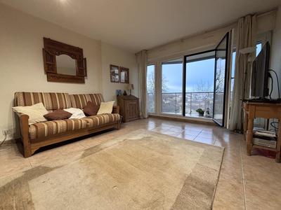 Appartement - 111 m² - 5 pièces