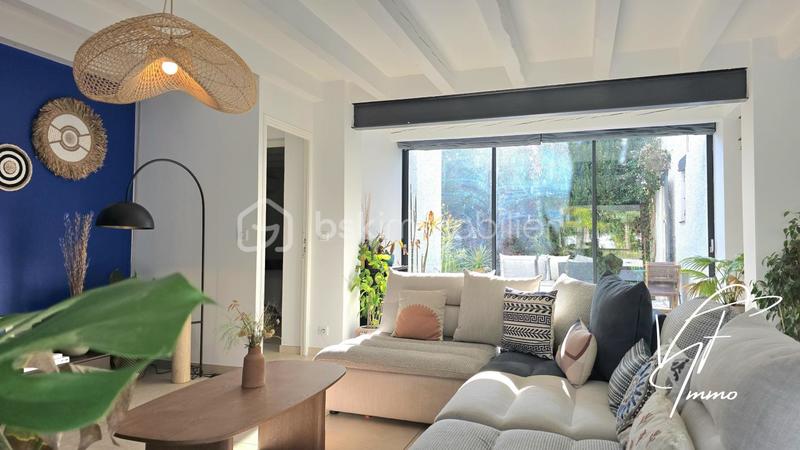 Villa - 201 m² - 7 pièces