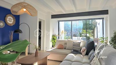 Villa - 201 m² - 7 pièces