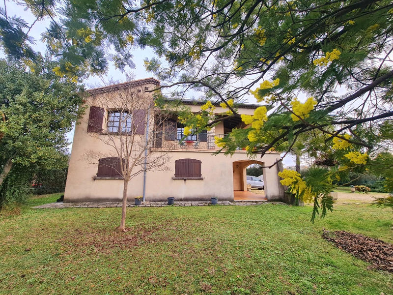 Maison - 171 m² - 7 pièces