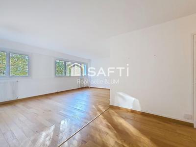 Appartement - 110 m² - 5 pièces
