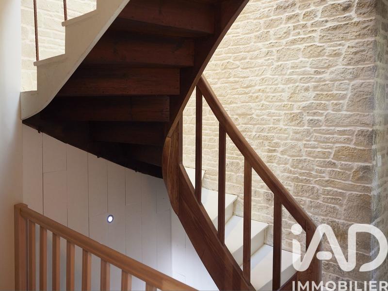 Maison - 180 m² - 7 pièces