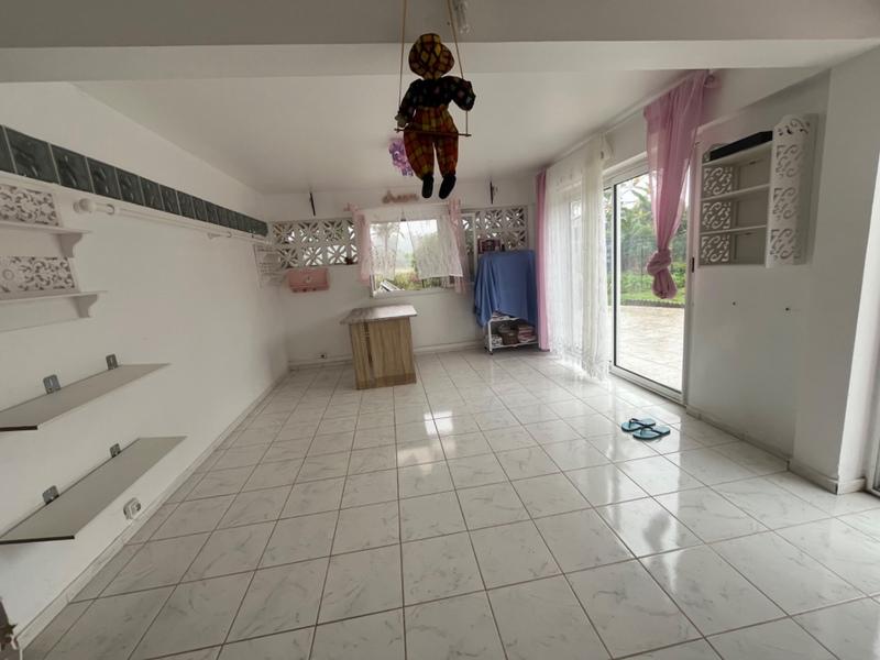 Maison - 199 m² - 8 pièces