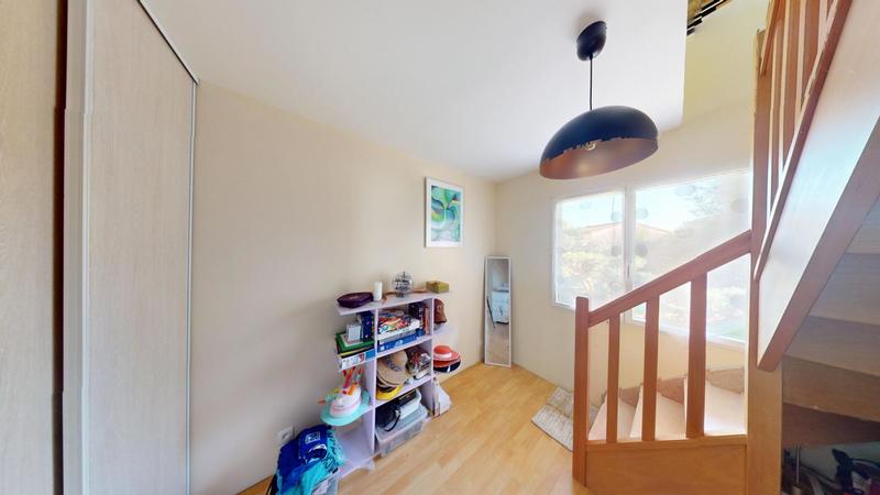 Maison - 169 m² - 6 pièces