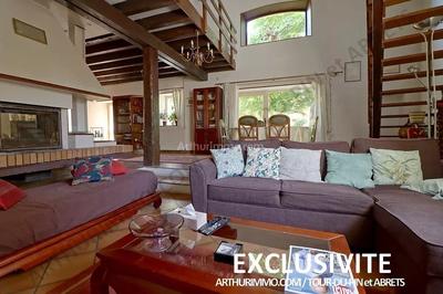 Maison - 159 m² - 5 pièces