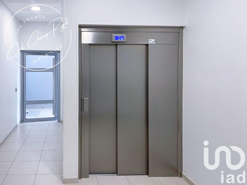 Studio - 40 m² - 1 pièce