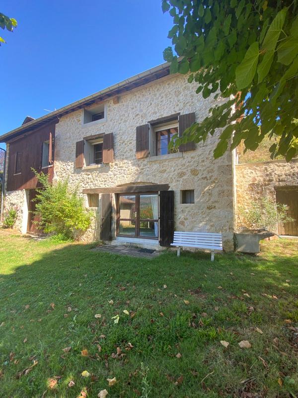 Maison - 190 m² - 5 pièces