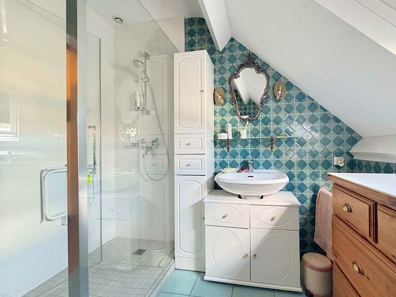 Maison - 195 m² - 6 pièces