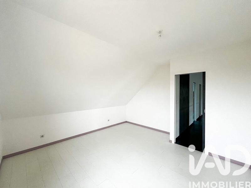 Maison - 204 m² - 7 pièces