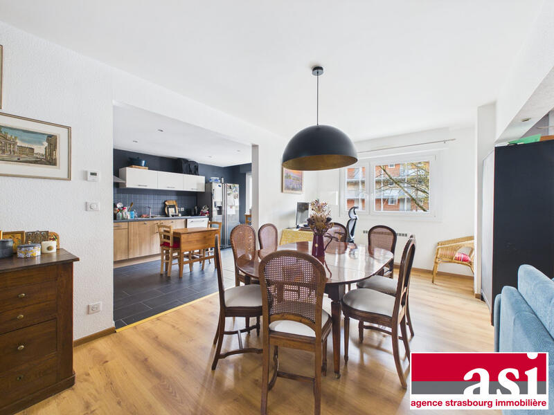 Appartement - 98 m² - 4 pièces