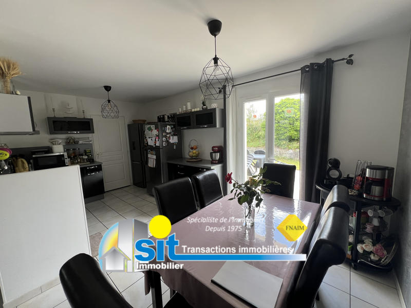 Maison - 95 m² - 5 pièces
