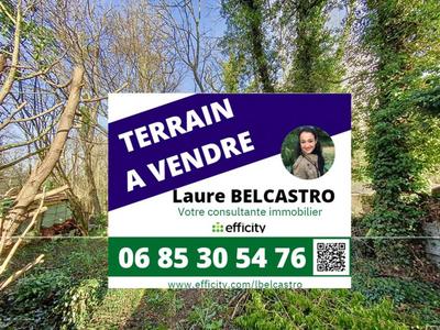 Terrain - 809 m²