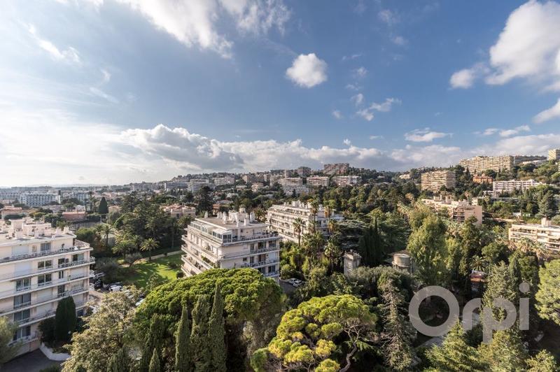 Penthouse - 71 m² - 3 pièces