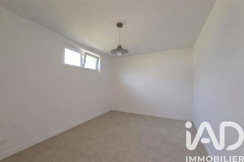 Maison - 288 m² - 11 pièces