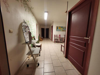 Local d'activité / Entrepôt - 193 m² - 1 pièce