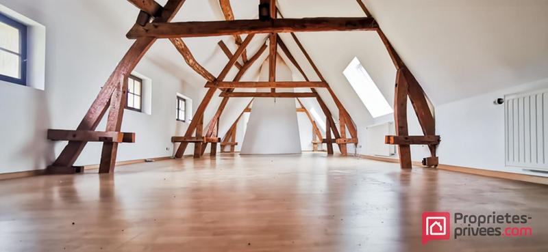 Maison - 216 m² - 7 pièces