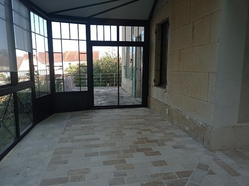 Maison - 210 m² - 10 pièces