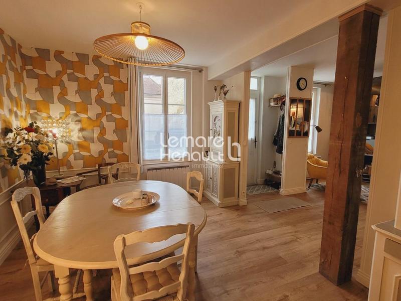 Maison de ville - 135 m² - 7 pièces