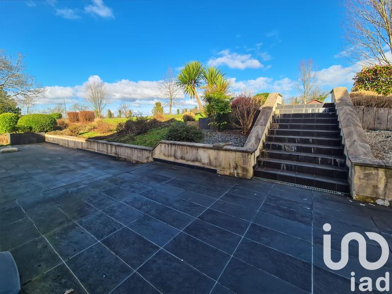 Maison - 176 m² - 7 pièces