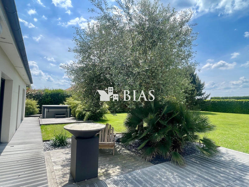 Maison contemporaine - 186 m² - 6 pièces