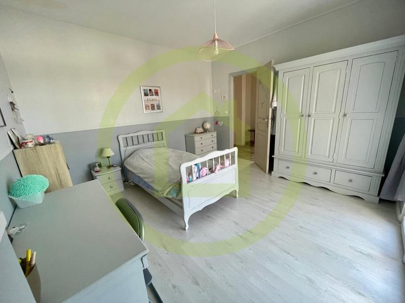 Maison - 173 m² - 8 pièces