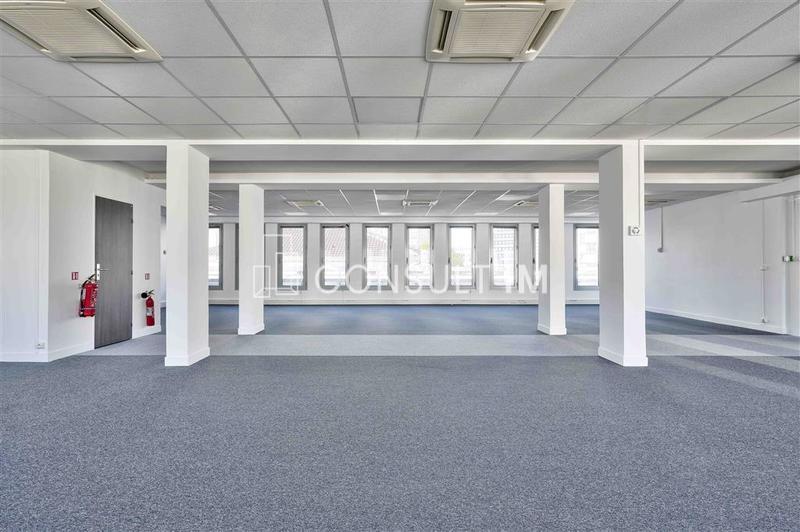 Bureau - 243 m²
