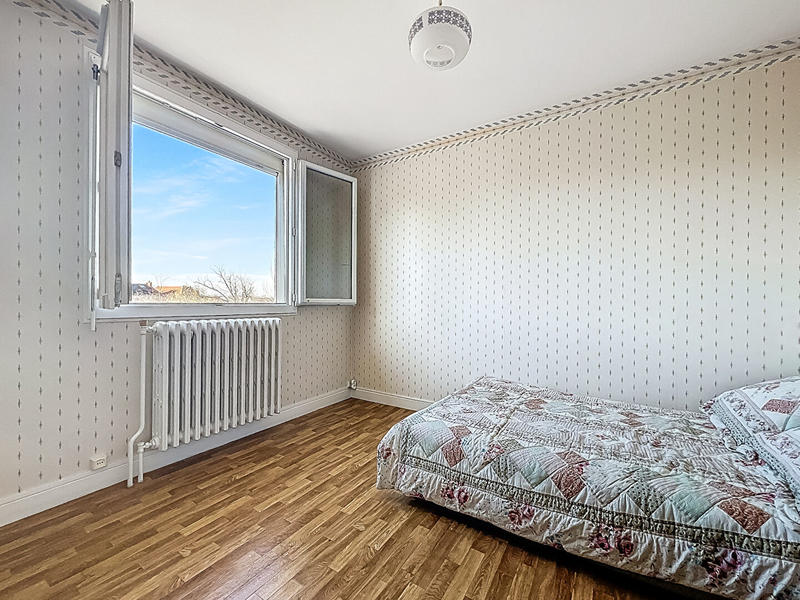 Maison - 91 m² - 5 pièces